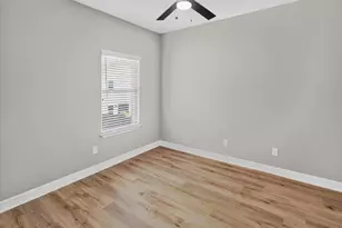 3323 Dennis St, Houston, TX 77004 - Photo 12