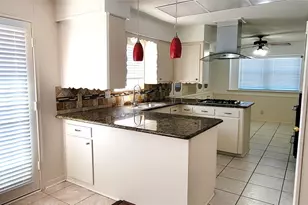 8527 Edgemoor Dr, Houston, TX 77036 - Photo 8