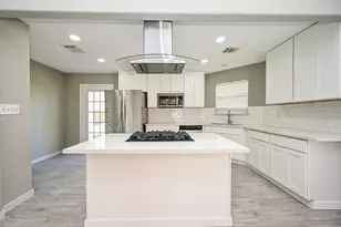 6607 W T C Jester Blvd, Houston, TX 77091 - Photo 8