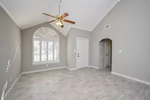 6607 W T C Jester Blvd, Houston, TX 77091 - Photo 10