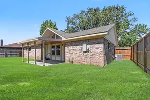 1705 E Baker Rd, Baytown, TX 77521 - Photo 34