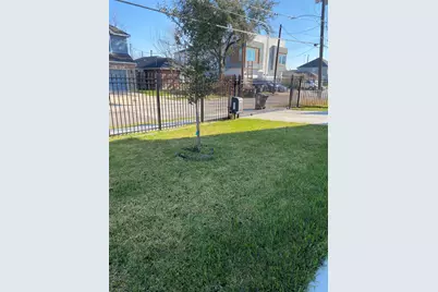 3604 Dennis Street, Houston, TX 77004 - Photo 16