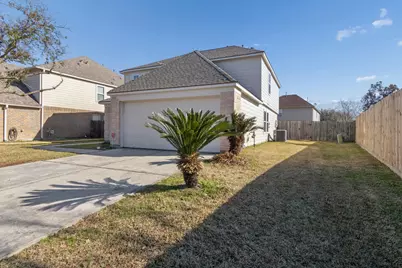 8014 Safflower Drive, Baytown, TX 77521 - Photo 2