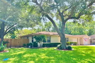 8009 Dellanera Dr, Hitchcock, TX 77563 - Photo 50