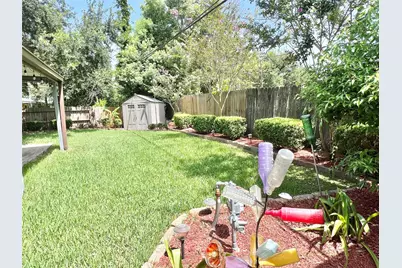 8009 Dellanera Drive, Hitchcock, TX 77563 - Photo 34