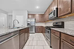 175 Silva Creek Trl, Conroe, TX 77318 - Photo 10