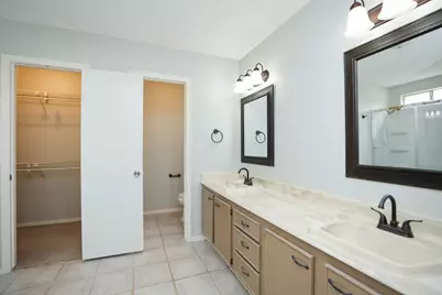 9511 Charter Ridge Drive, Houston, TX 77070 - Photo 22
