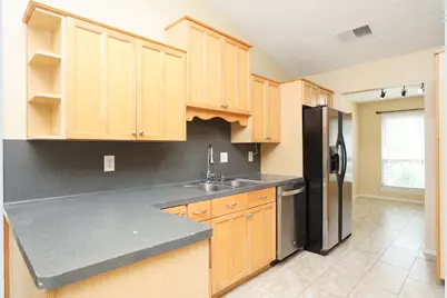 9511 Charter Ridge Drive, Houston, TX 77070 - Photo 14