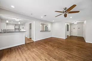 7111 Hartland Ave, Houston, TX 77055 - Photo 10