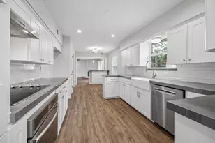 7111 Hartland Ave, Houston, TX 77055 - Photo 6