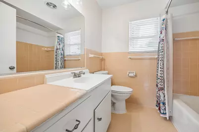 7111 Hartland Avenue, Houston, TX 77055 - Photo 24