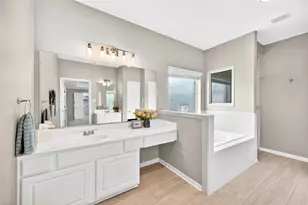 27011 Rockwood Park Ln, Cypress, TX 77433 - Photo 18