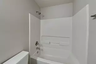 25819 Oakridge Forest Ln, Spring, TX 77386 - Photo 18