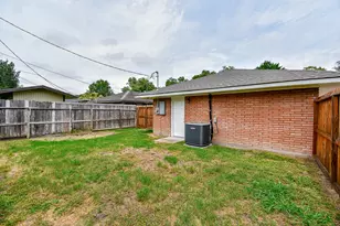 7901 Ridgeview Dr, Houston, TX 77055 - Photo 28