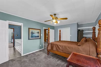 1115 W Canal Drive, Crystal Beach, TX 77650 - Photo 10