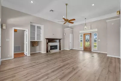 15822 Sundowner Drive, Beach City, TX 77523 - Photo 8