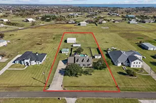 15822 Sundowner Dr, Beach City, TX 77523 - Photo 4