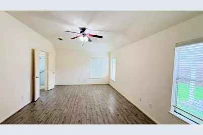 12918 Stratford Mill Lane, Sugar Land, TX 77498 - Photo 10