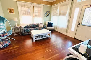 1609 Avenue O, Galveston, TX 77550 - Photo 10