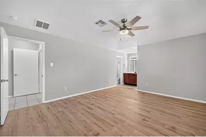 9809 Hummingbird Street, La Porte, TX 77571 - Photo 32