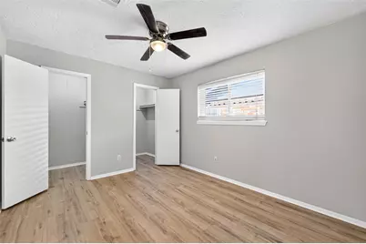 9809 Hummingbird Street, La Porte, TX 77571 - Photo 26