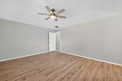 9809 Hummingbird Street, La Porte, TX 77571 - Photo 30