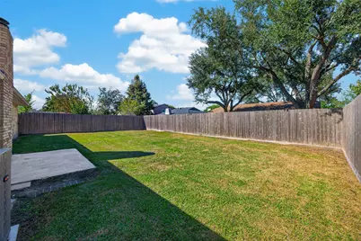9809 Hummingbird Street, La Porte, TX 77571 - Photo 38