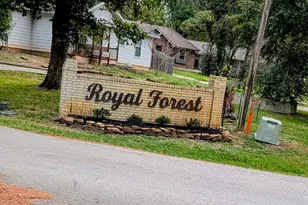 10711 Royal Forest Dr, Conroe, TX 77303 - Photo 2