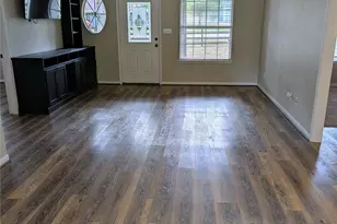 10711 Royal Forest Dr, Conroe, TX 77303 - Photo 4