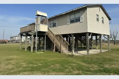 908 20th Street, Port Bolivar, TX 77650 - Photo 1