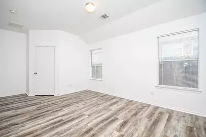 1651 Thornhollow Drive, Houston, TX 77014 - Photo 14