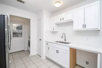 1651 Thornhollow Drive, Houston, TX 77014 - Photo 10