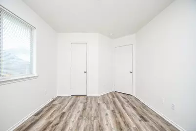 1651 Thornhollow Drive, Houston, TX 77014 - Photo 18