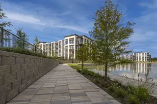 10421 Deerwood Rd, Houston, TX 77042 - Photo 20