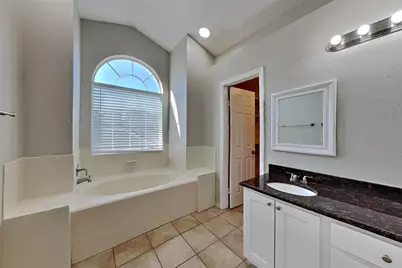 7619 Almond Springs Drive, Houston, TX 77095 - Photo 12