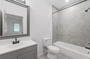 319 N Carolina St, Houston, TX 77029 - Photo 18