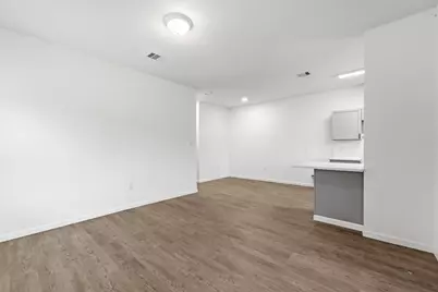 319 N Carolina Street #B, Houston, TX 77029 - Photo 4