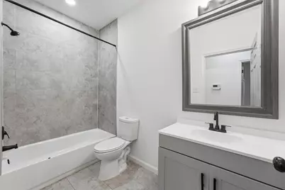 319 N Carolina Street #B, Houston, TX 77029 - Photo 14