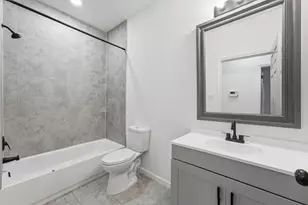 319 N Carolina St, Houston, TX 77029 - Photo 14