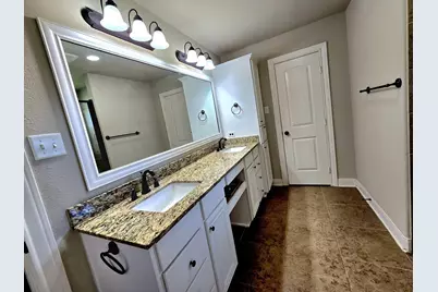 18354 Deerview Lane, New Ulm, TX 78950 - Photo 28
