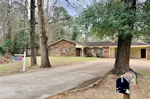 923 N Nellius St, Woodville, TX 75979 - Photo 14