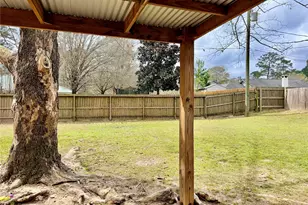 923 N Nellius St, Woodville, TX 75979 - Photo 20