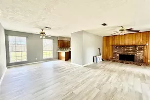 923 N Nellius St, Woodville, TX 75979 - Photo 2