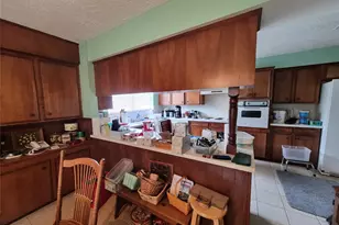 814 Oak Leaf St, La Porte, TX 77571 - Photo 16