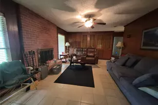 814 Oak Leaf St, La Porte, TX 77571 - Photo 26
