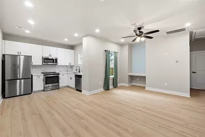 2406 Truxillo Street #B Upper, Houston, TX 77004 - Photo 6