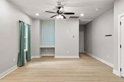 2406 Truxillo Street #B Upper, Houston, TX 77004 - Photo 8
