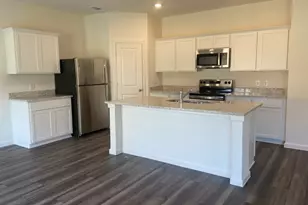31206 Williams Lndg St, Waller, TX 77484 - Photo 2
