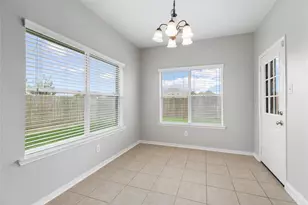 5027 Wimberly Ln, Baytown, TX 77523 - Photo 14