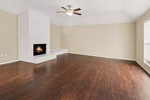 16318 Blackhawk Blvd, Friendswood, TX 77546 - Photo 6